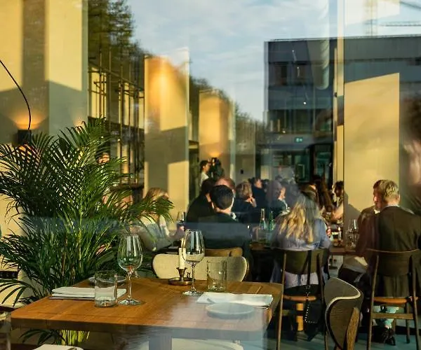 Отель Jansen Bajeskwartier